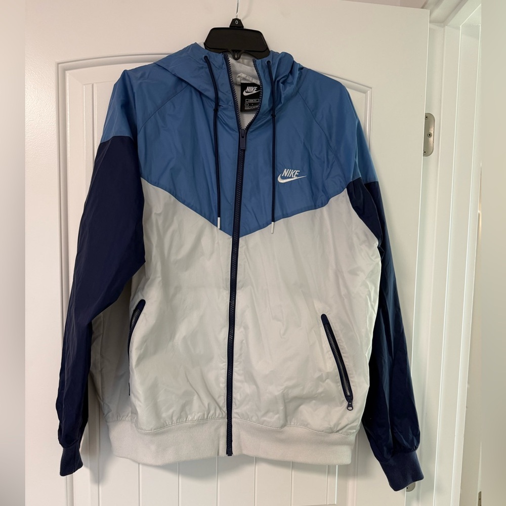 Nike Vintage Style Blue and White Windbreaker, Large